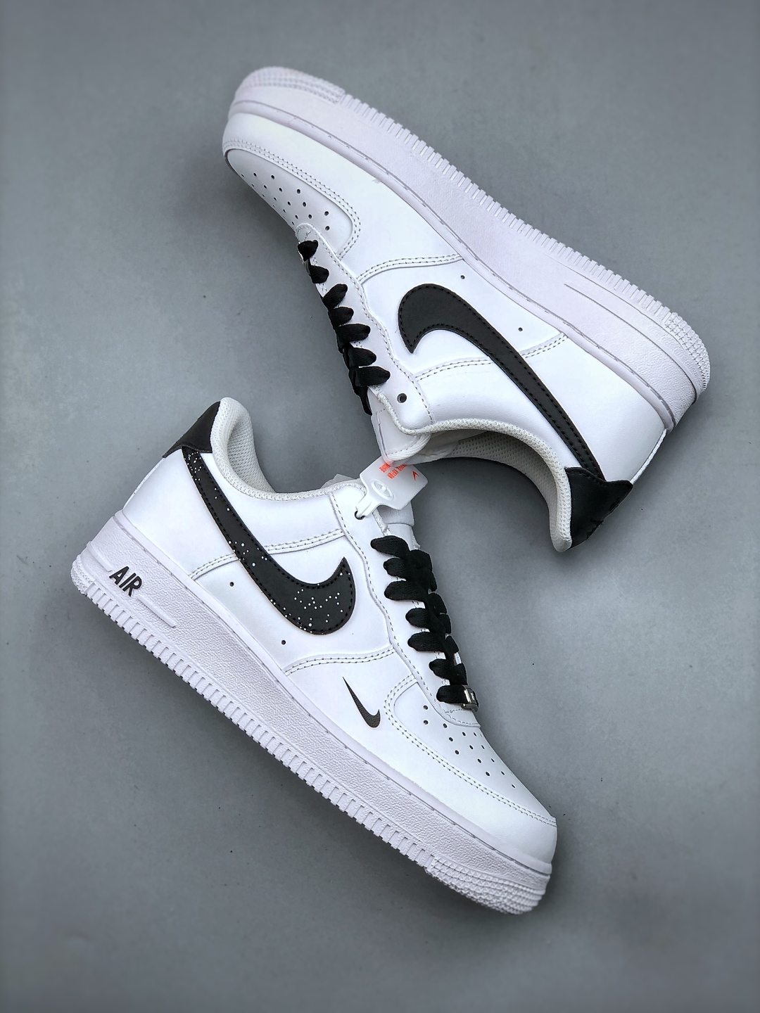 Nike Air Force 1 '07 Low White/Black Dot Casual Sneakers ZH0316-074 10 cmp i1746480009007 5462 0 8