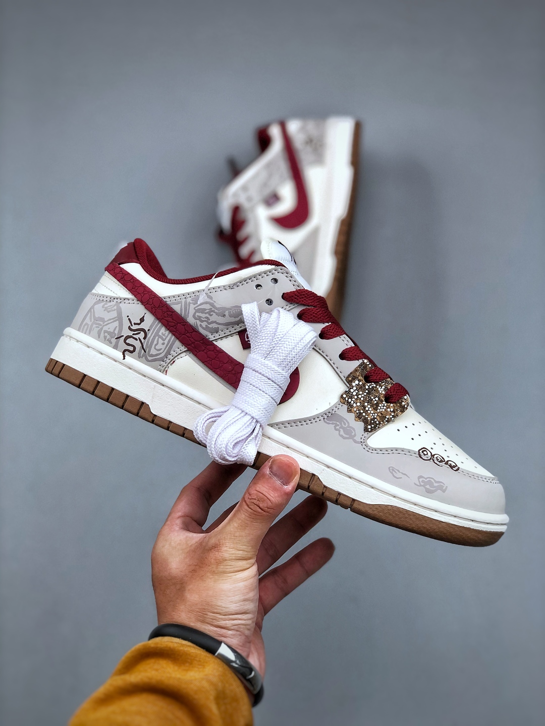 Nike Dunk Low Year of the Snake White Grey Burgundy Casual Shoes FB7160-161 4 cmp i1746480826989 7092 0 4