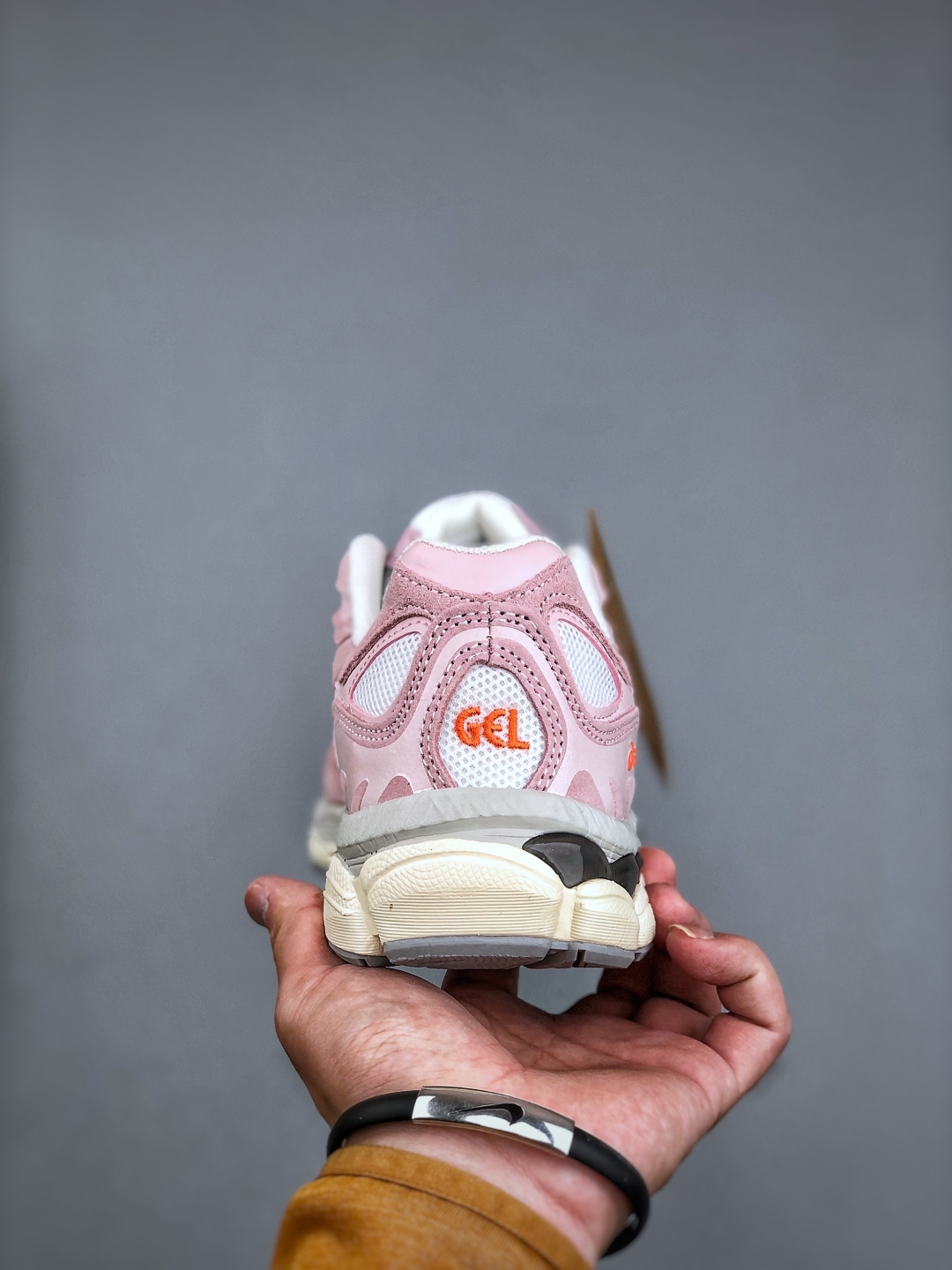 Asics GEL-NYC Low-Top Sneakers - Lightweight, Cushioned, and Stylish Design 8 cmp i1746480985206 9790 0 6
