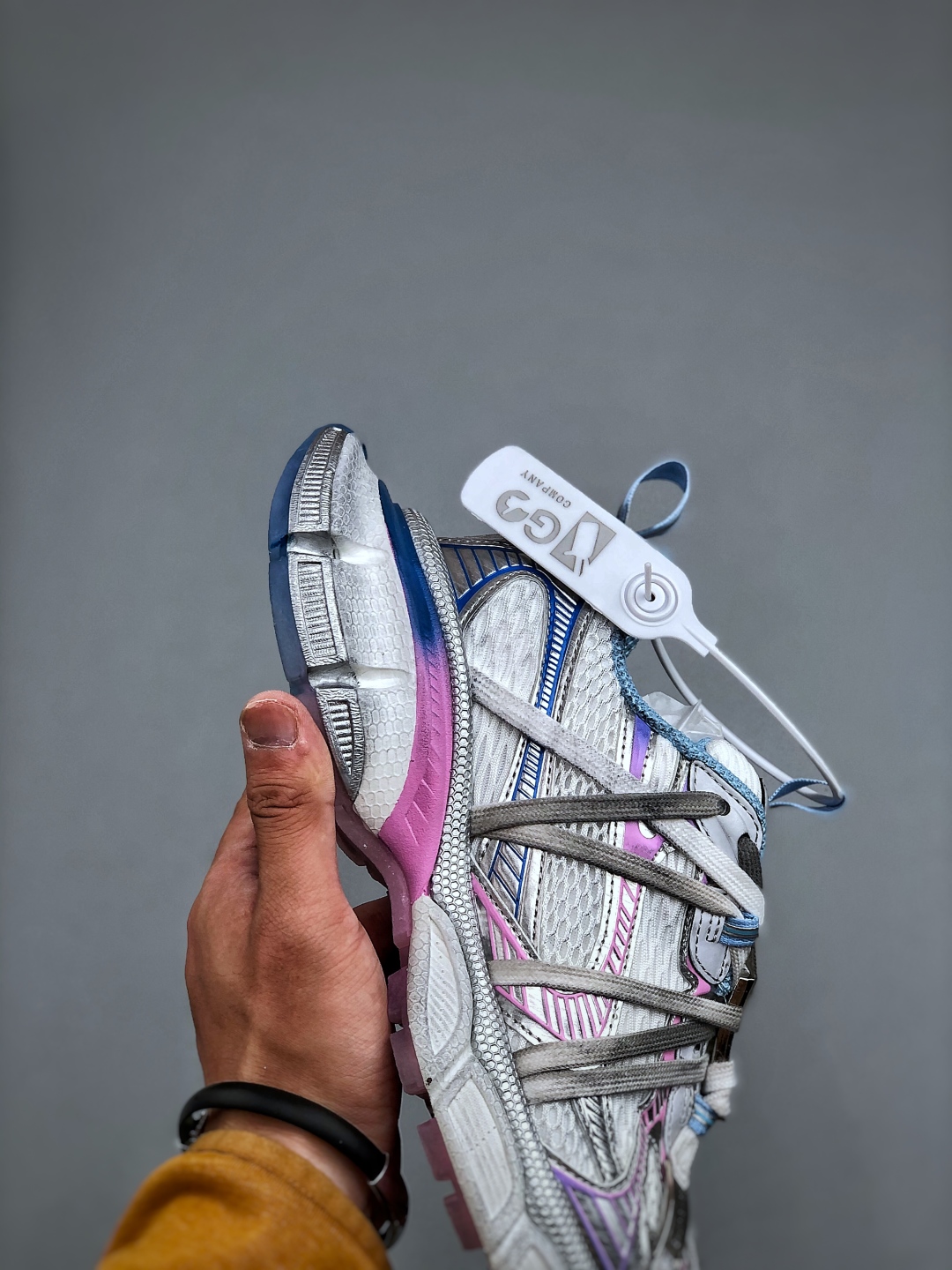 Balenciaga 3XL Spider-Man Blue Pink Gradient Chunky Sneakers 7 cmp i1746481047458 2426 0 5
