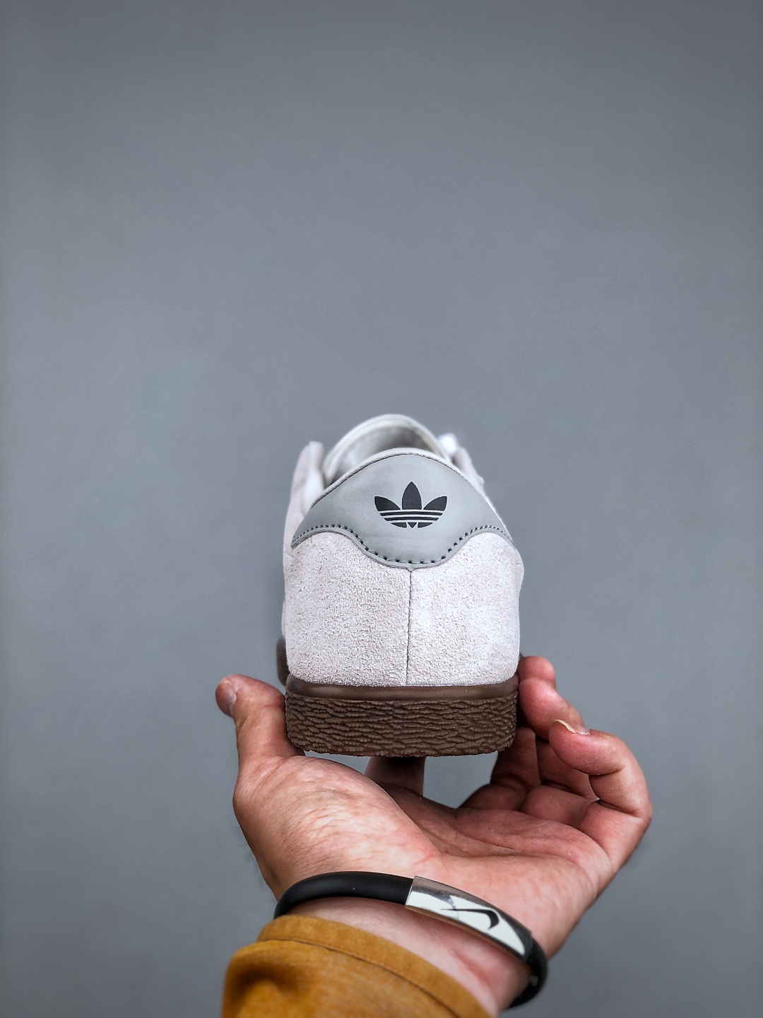 Adidas Originals Stadt: Retro Low-Top Sneakers for Style and Comfort 8 cmp i1746481091529 7867 0 6