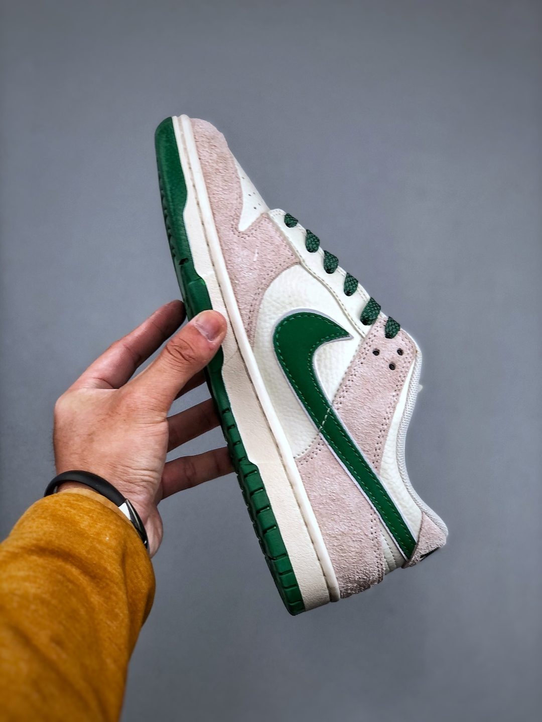 Nike SB Dunk Low x The North Face Stussy Cream Gray-Green Sneakers 3 cmp i1746481296551 629 0 1