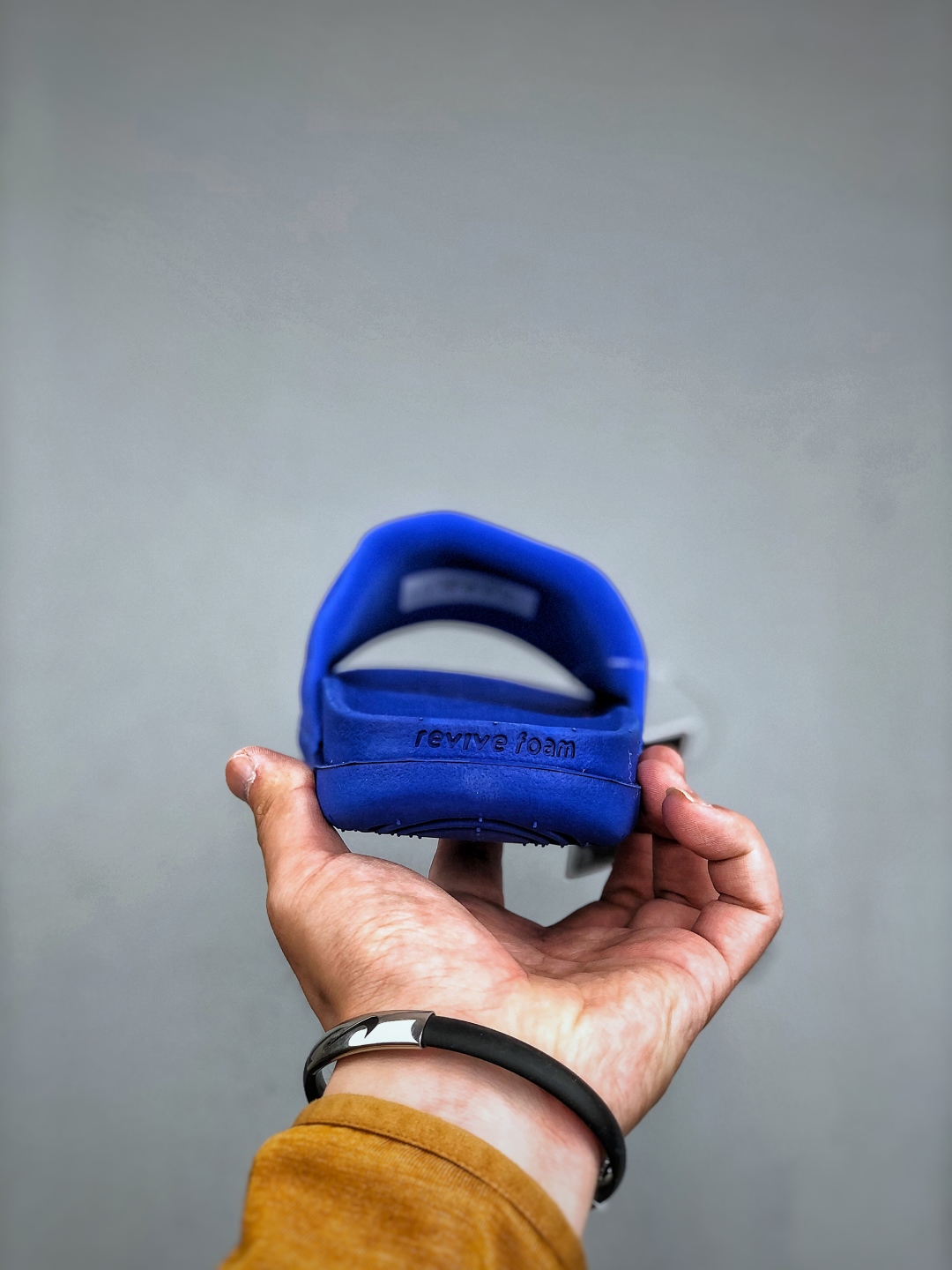 Nike Kobe Offcourt Slide Hyper Royal - Comfortable and Stylish Slides 5 cmp i1746481342621 1200 0 3