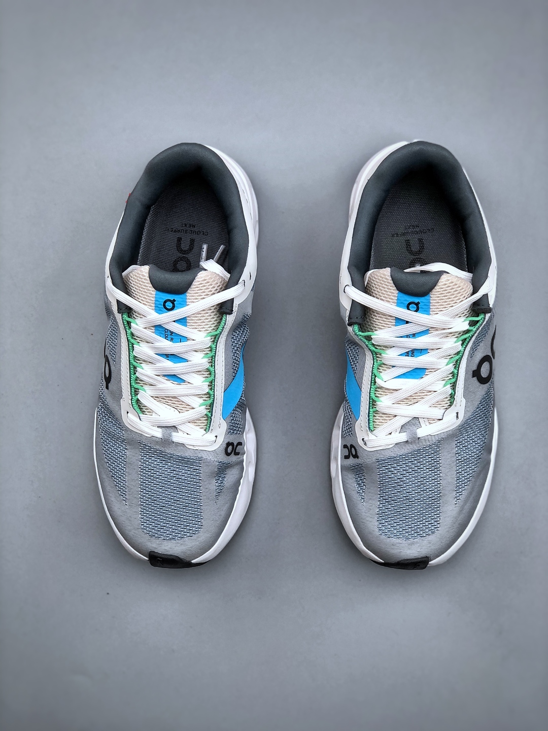 ON Running Cloudsurfer Next Low Top Lightweight Comfort Sneakers 3WE30201025 6 cmp i1746564038119 6021 0 4