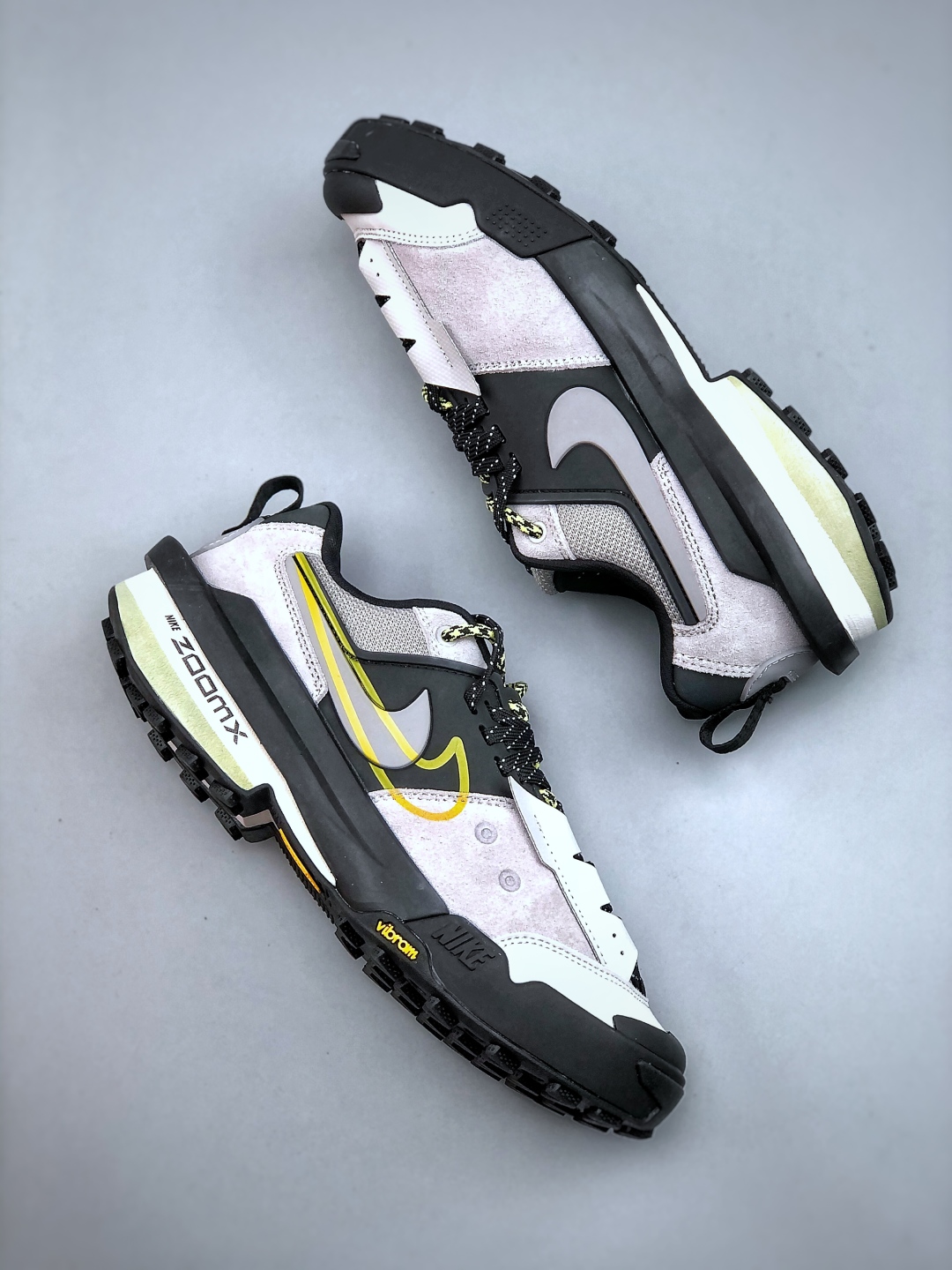 Sacai x Nike Zegamadome SP Casual Lifestyle Sneakers - HQ8618-003 10 cmp i1746564238235 9385 0 8