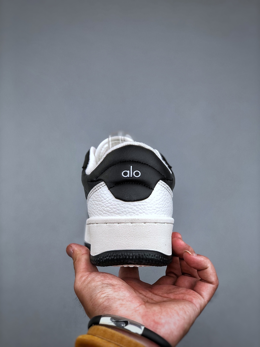 Alo Yoga Recovery Mode Black and White Low-Top Sneakers with Hidden Lift 8 cmp i1746564570160 21 0 6