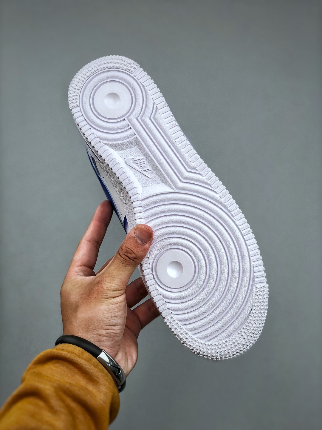 Nike Air Force 1 Low '07 Blue Planet Custom Leather Casual Sneakers 9 cmp i1746564619581 2072 0 7