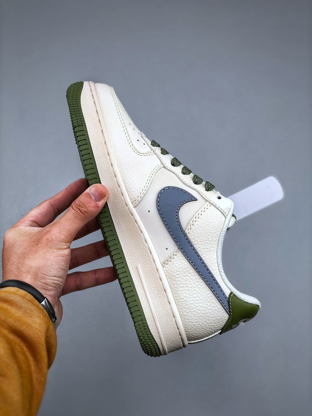 Nike Air Force 1 '07 Low Gucci Green Grey - Premium Comfort & Style 3 cmp i1746564648908 4384 0 1