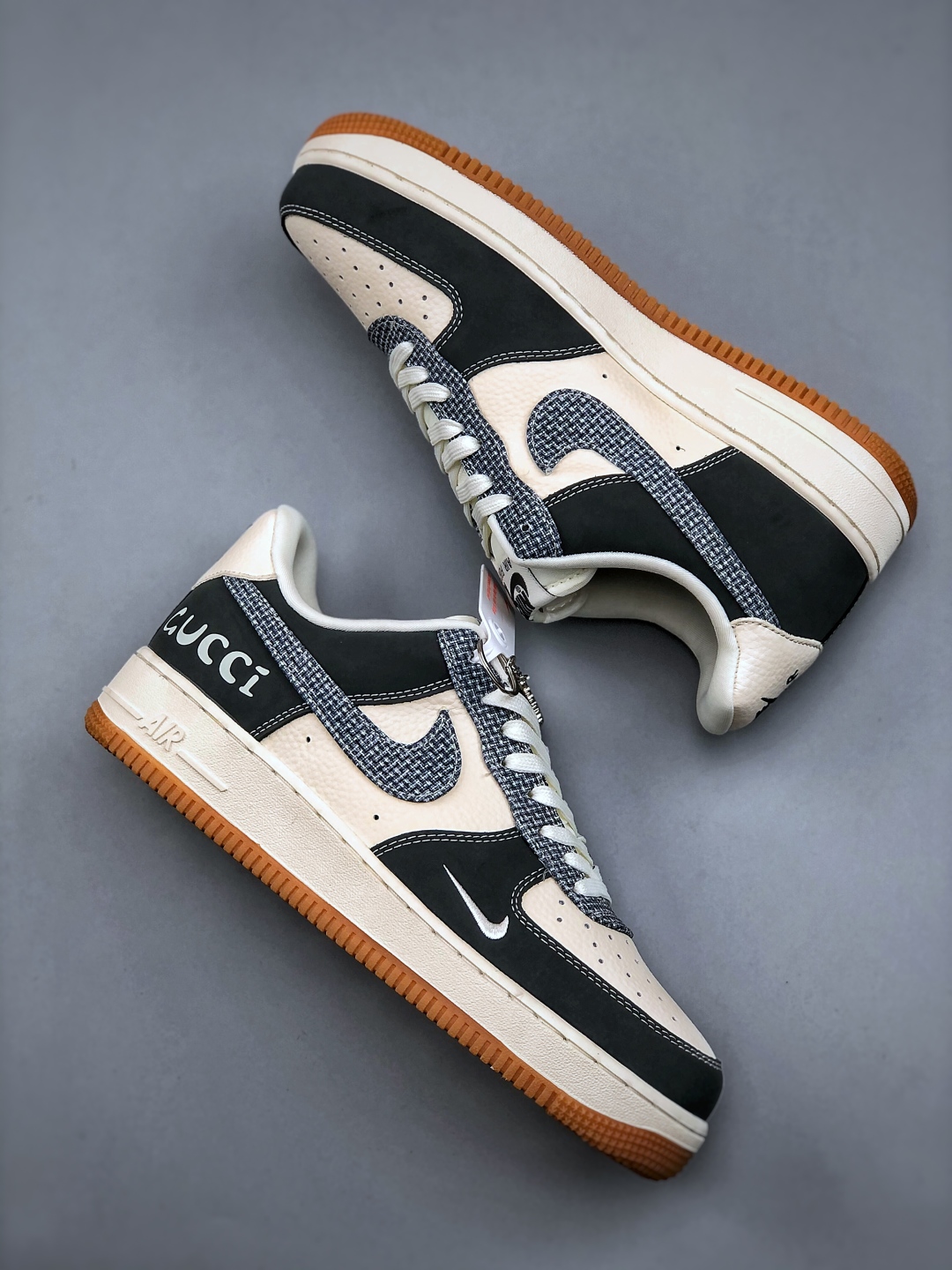 Nike Air Force 1 '07 Low Gucci Sneakers - Style & Comfort Combined 10 cmp i1746564682125 8991 0 8