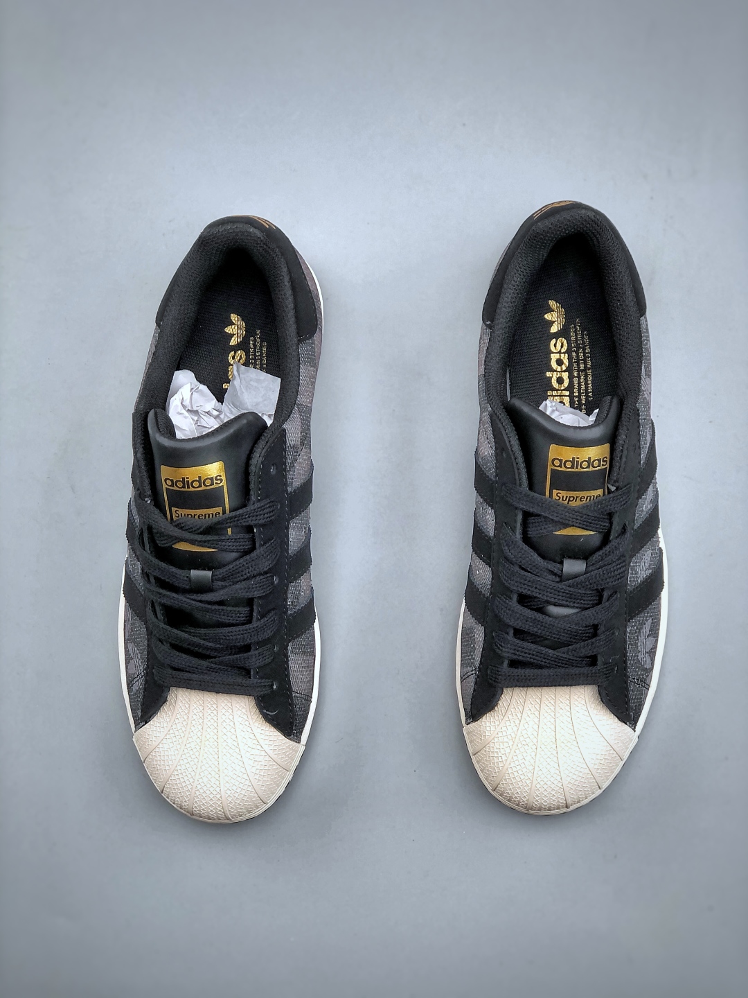 Adidas Originals x Supreme Superstar Black Grey Authentic Sneakers BZ2531 6 cmp i1746565057447 6920 0 4