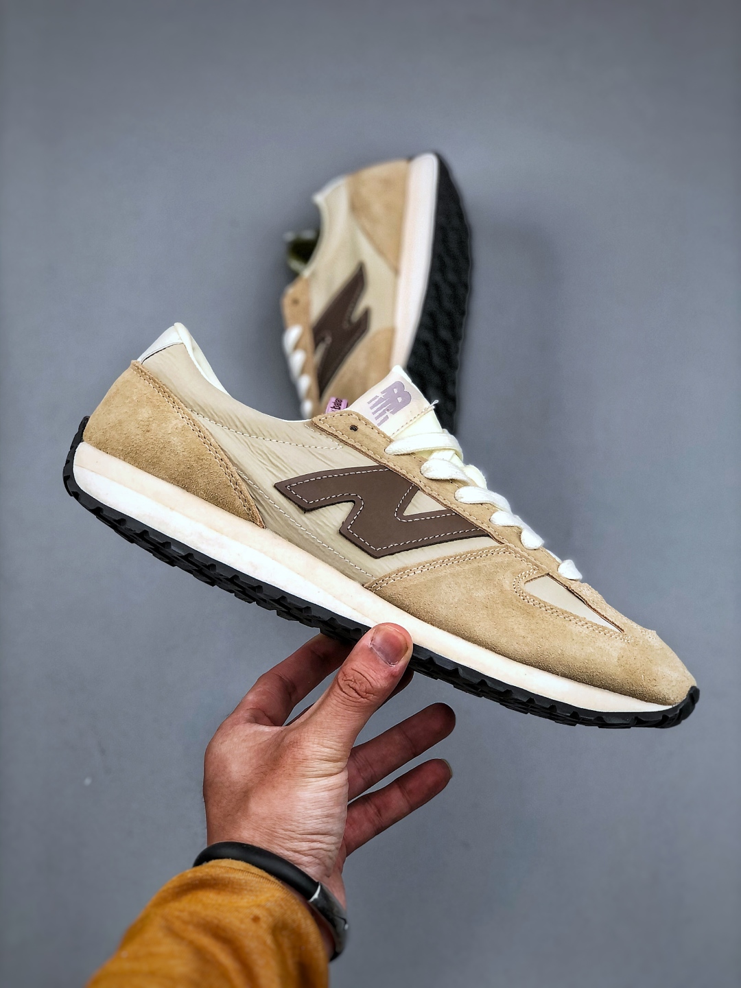 New Balance 471 Series: Retro Fashion Sneakers - Durable & Comfortable 5 cmp i1746565086177 5006 0 3