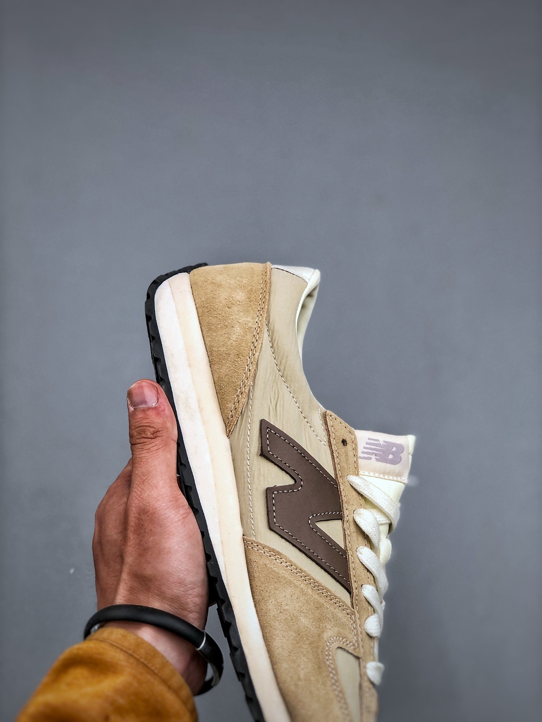 New Balance 471 Series: Retro Fashion Sneakers - Durable & Comfortable 7 cmp i1746565086177 7977 0 5