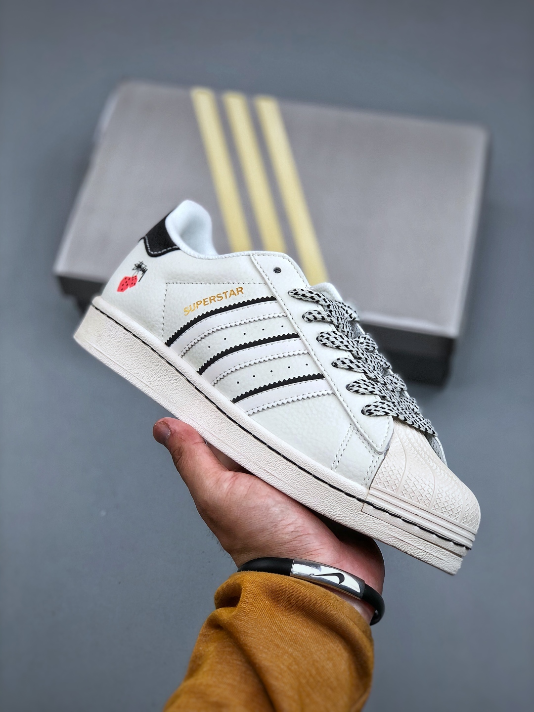 Adidas Originals x Stussy Superstar White Black - Classic Shell Toe Shoes 2 cmp i1746565154238 8039 0 0