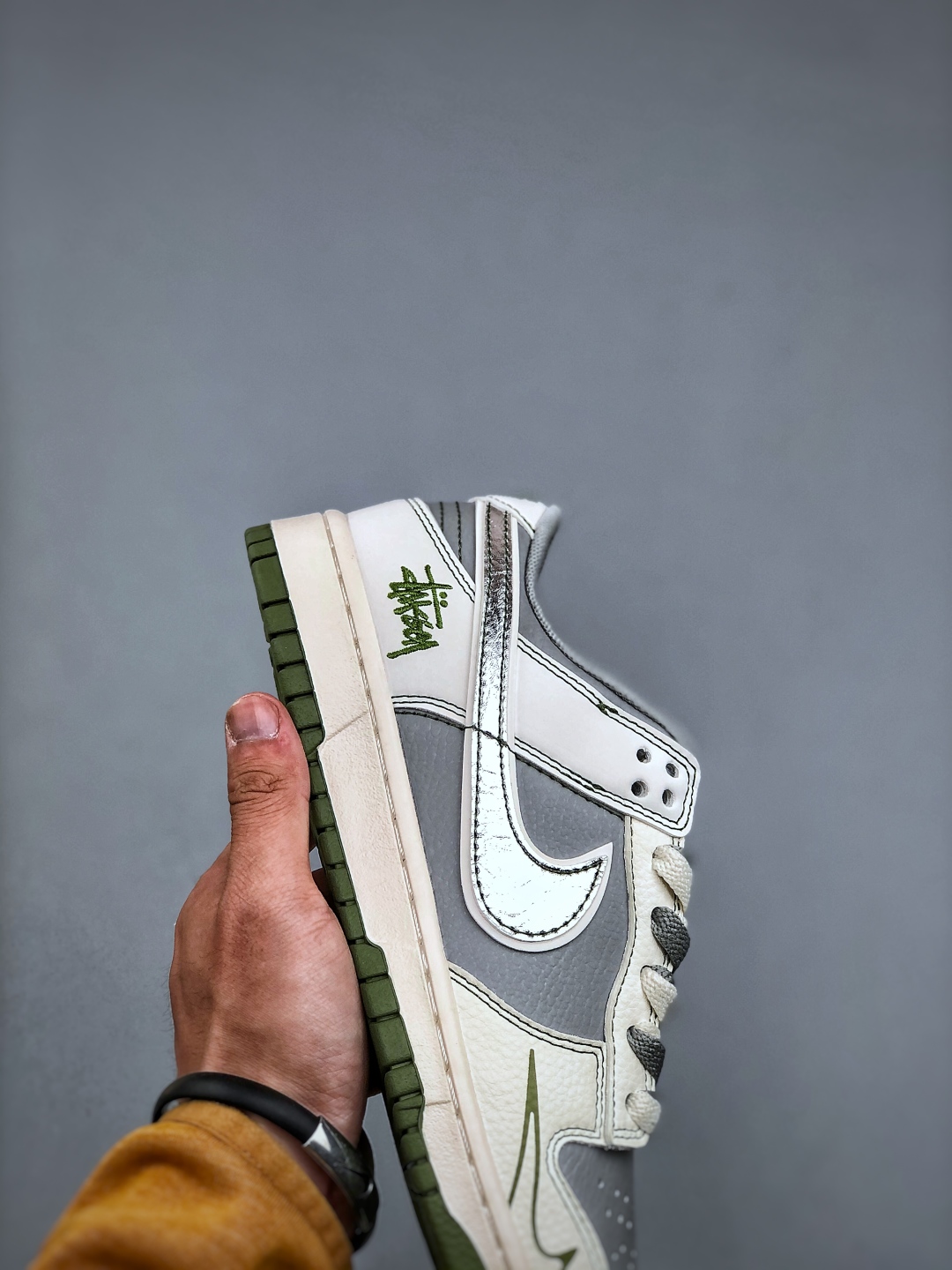Nike SB Dunk Low x Stussy White Grey Green Silver - Premium Quality 7 cmp i1746565218175 8771 0 5