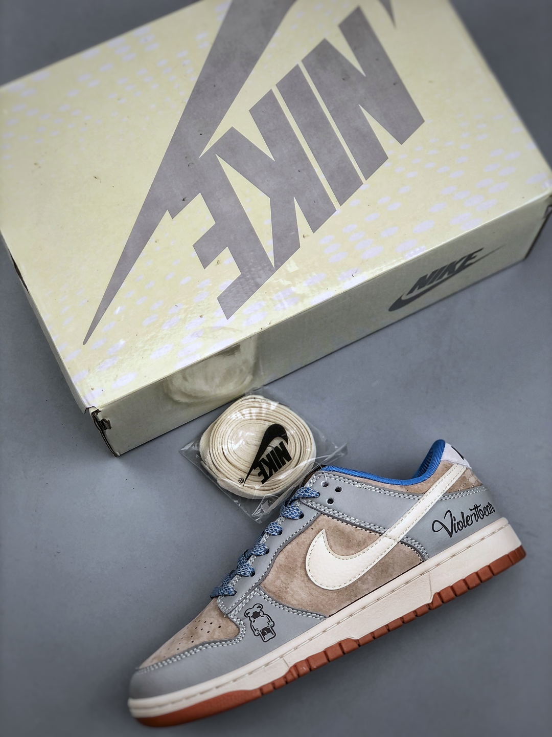 Nike Dunk Low Retro Violence Bear Grey Blue DIY Custom Casual Sneakers HD2258 605 4 cmp i1746565244609 3113 0 2