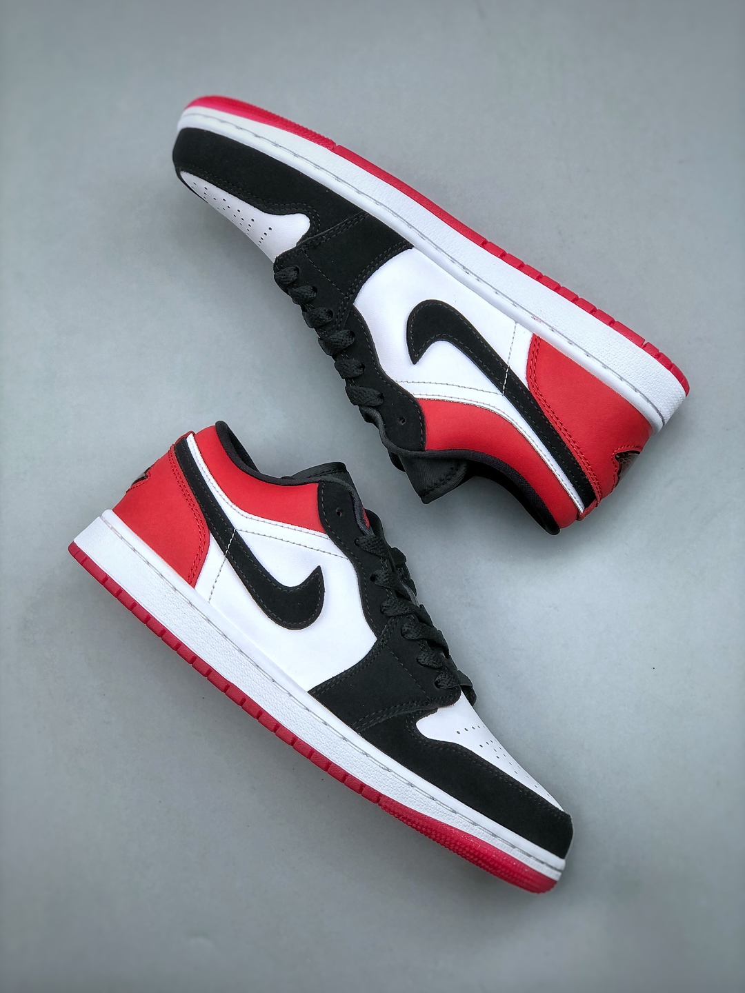 Air Jordan 1 Low White Black Gym Red - Iconic Style and Comfort 10 cmp i1746649790844 1294 0 8