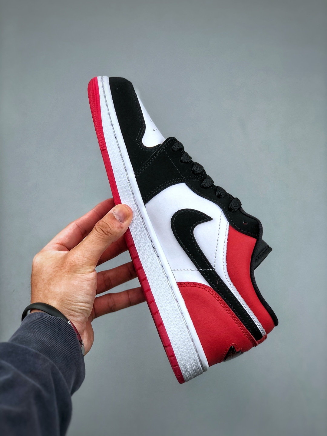 Air Jordan 1 Low White Black Gym Red - Iconic Style and Comfort 3 cmp i1746649790848 6988 0 1