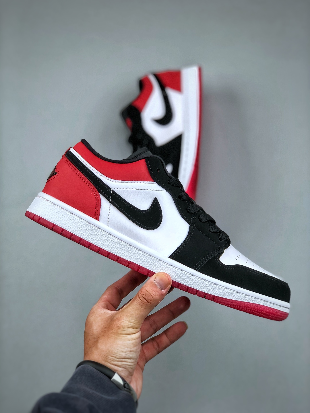Air Jordan 1 Low White Black Gym Red - Iconic Style and Comfort 5 cmp i1746649792676 6955 0 3