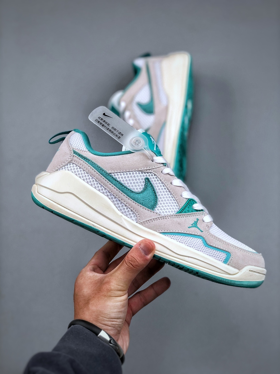 Air Jordan Cmft Era Retro Sneakers - HJ6778-113 - Comfort and Style! 5 cmp i1746649842011 2262 0 3