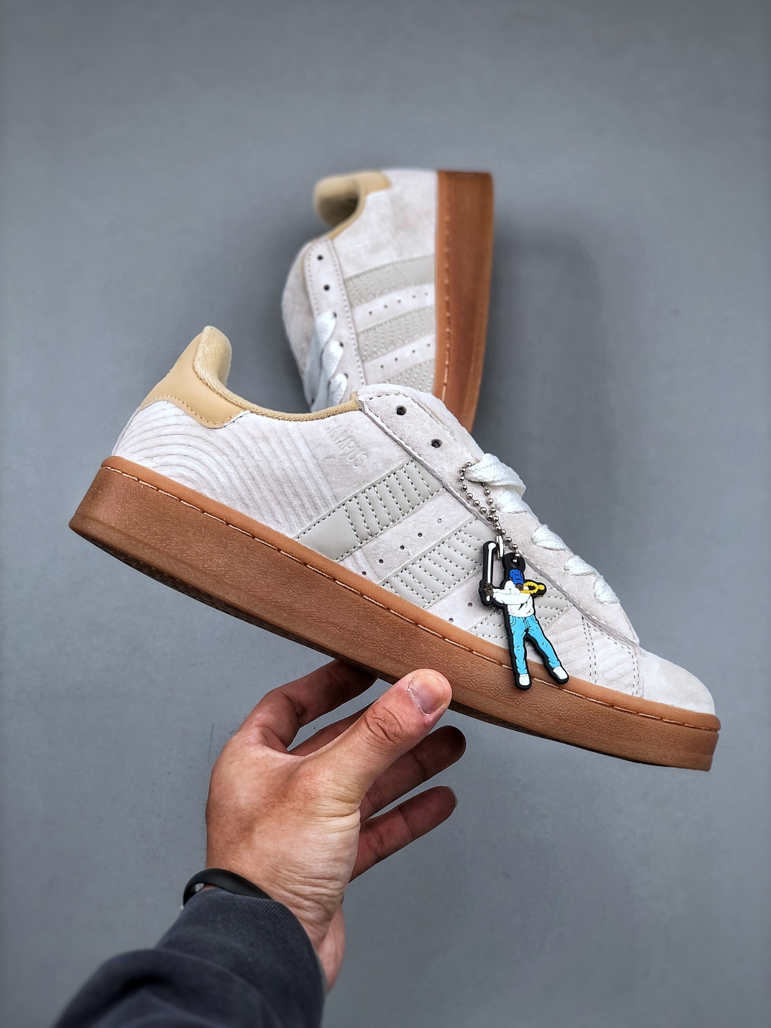Adidas Originals Campus 00s: Retro Low-Top Sneakers - Versatile & Stylish 5 cmp i1746649909799 7381 0 3