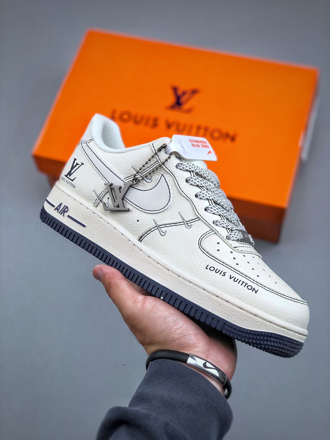 Nike Air Force 1'07 Low Louis Vuitton White Blue Casual Sneakers 2 cmp i1746650095078 7551 0 0