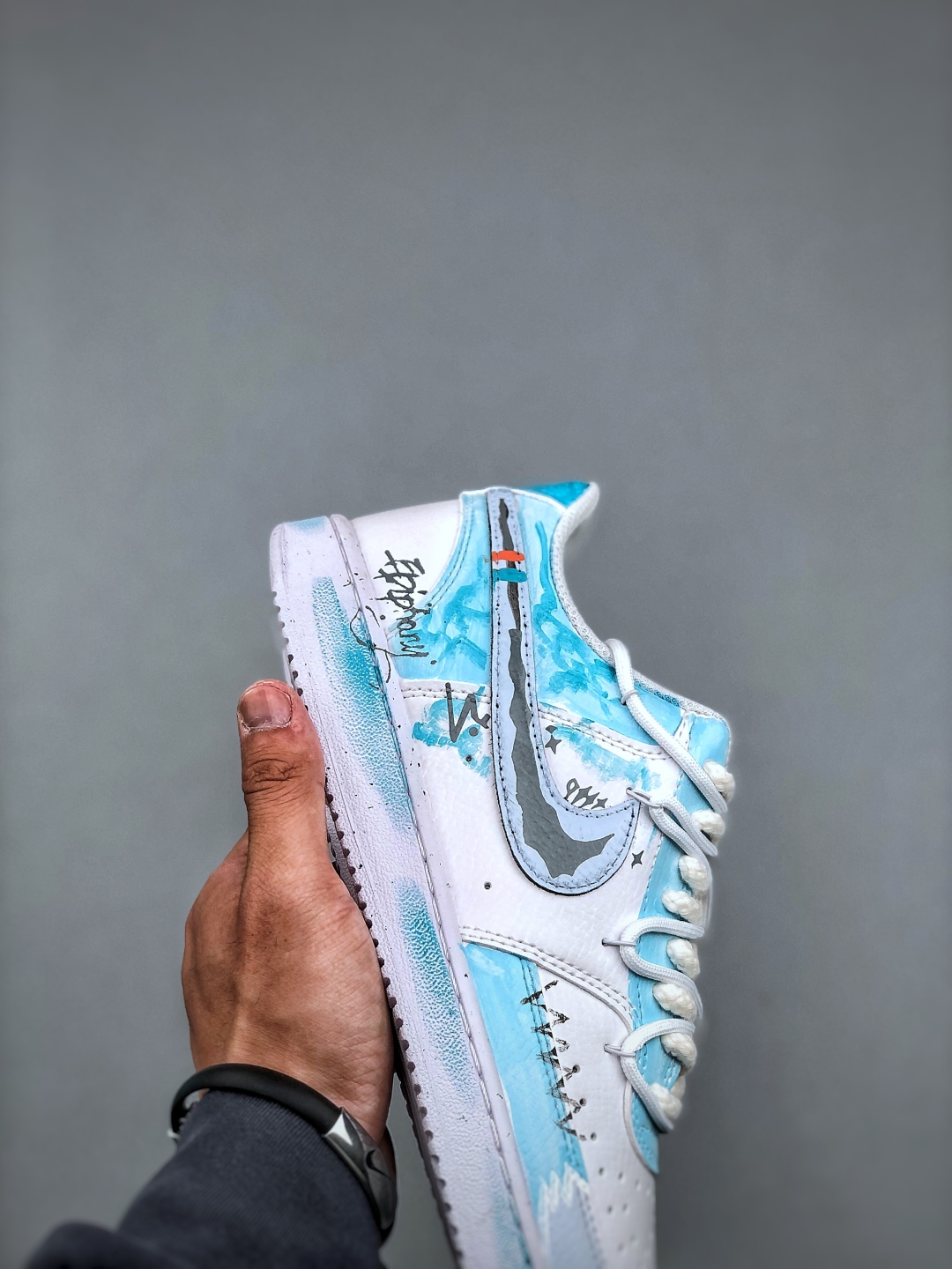 Nike Air Force 1 '07 Low White Blue Graffiti Sneakers DH2987-218 7 cmp i1746650162704 7608 0 5