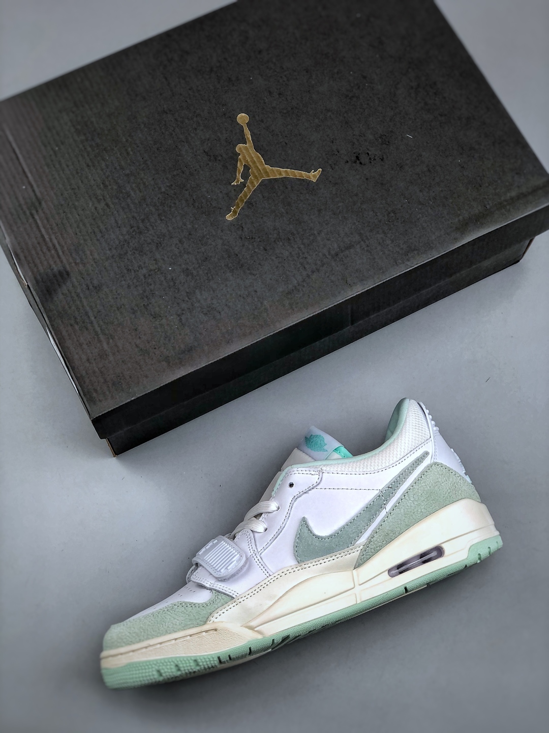 Nike Air Jordan Legacy 312 Low - Mint Green and Off White Colorway 4 cmp i1746650485728 6439 0 2