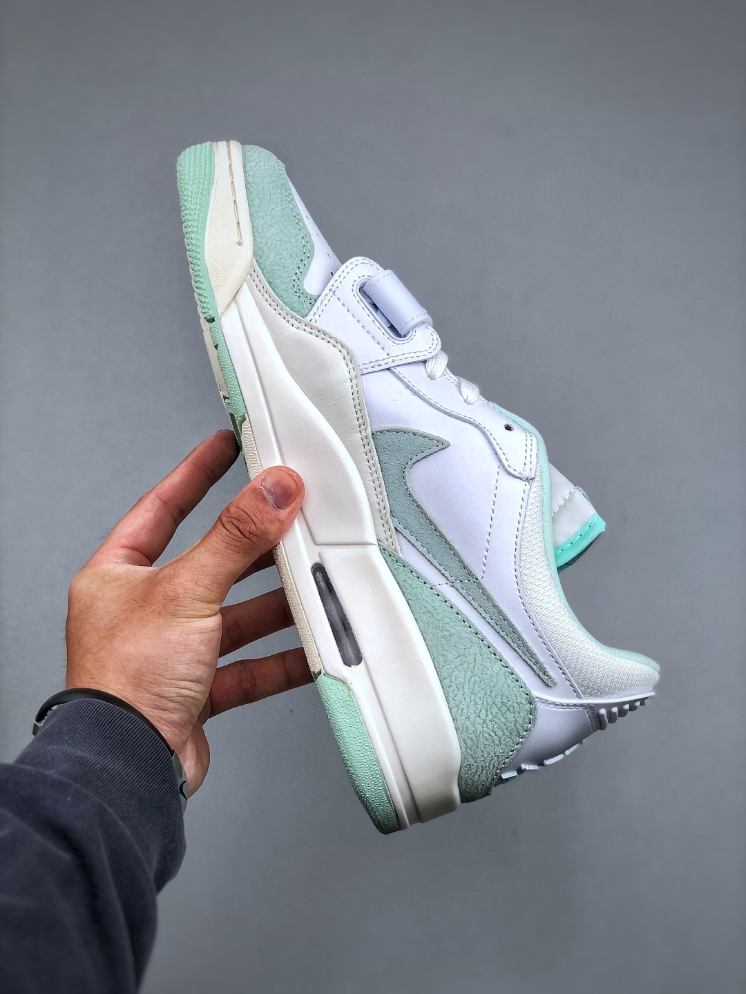 Nike Air Jordan Legacy 312 Low - Mint Green and Off White Colorway 3 cmp i1746650485738 7690 0 1