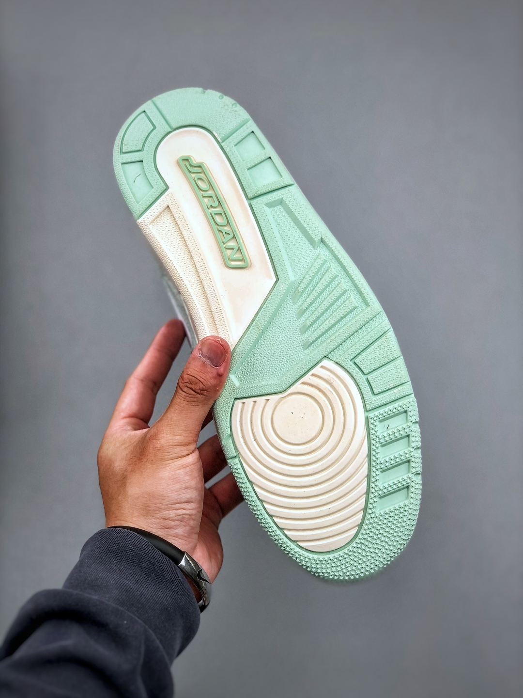 Nike Air Jordan Legacy 312 Low - Mint Green and Off White Colorway 9 cmp i1746650486941 6137 0 7