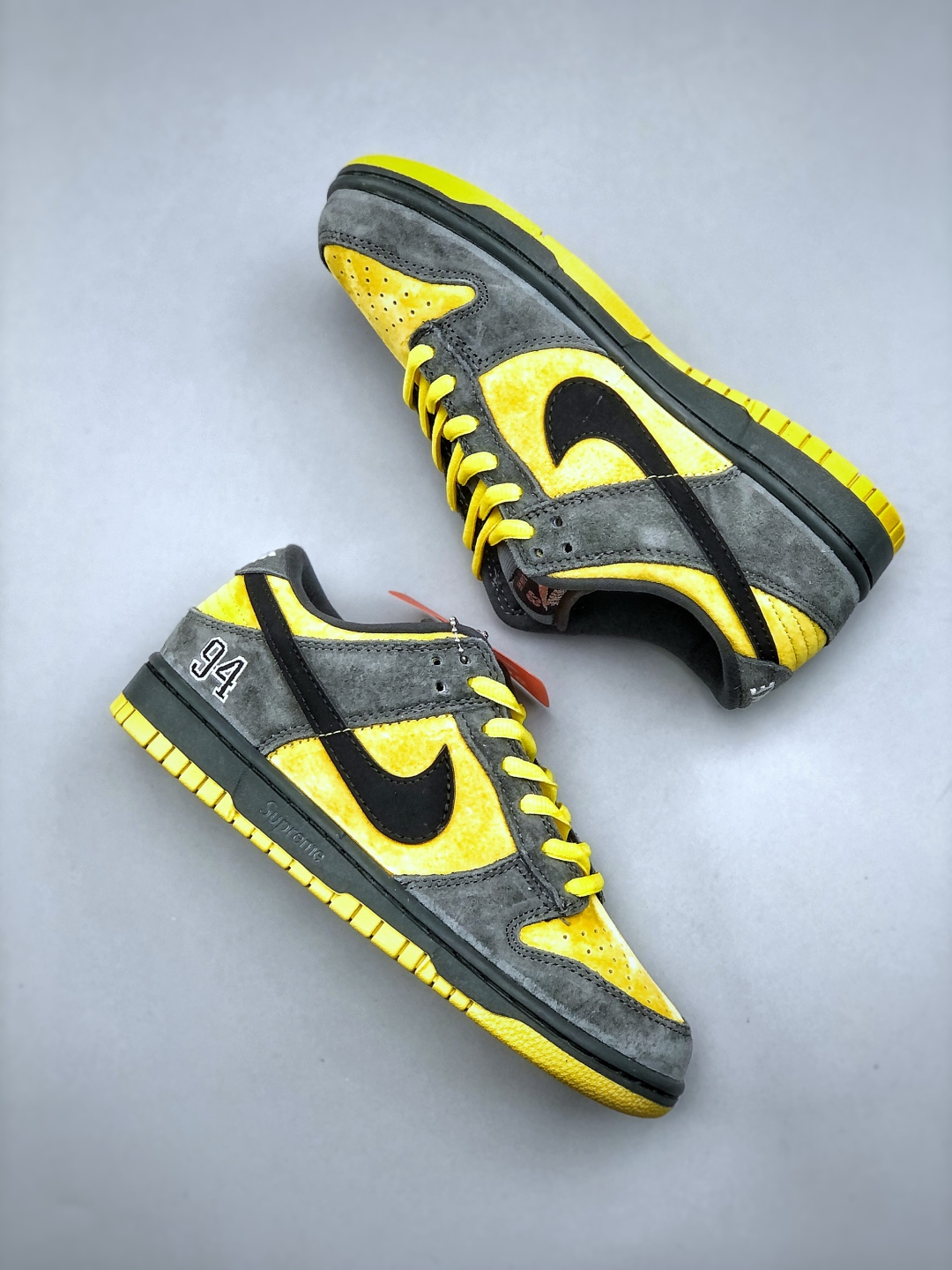 Supreme x Nike SB Dunk Low Ocean Fog Grey Yellow Limited Edition 10 cmp i1746650675870 2945 0 8