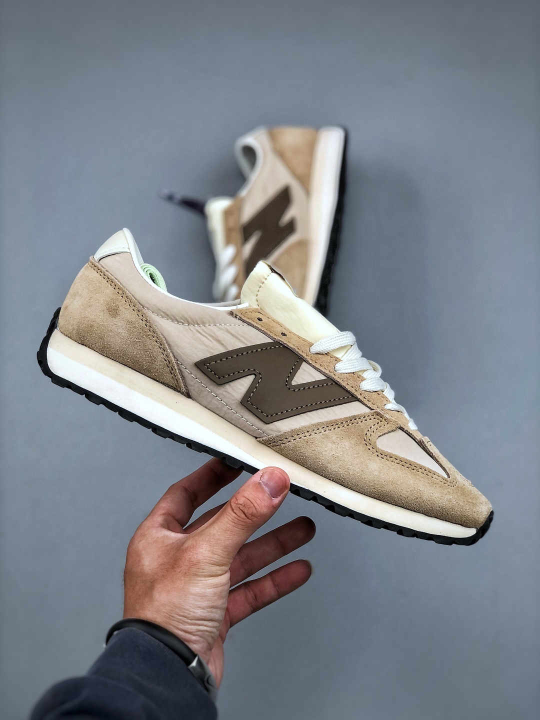 New Balance 471 Series Sneakers with Extra Shoelaces - Retro Style 5 cmp i1746736823179 8927 0 3