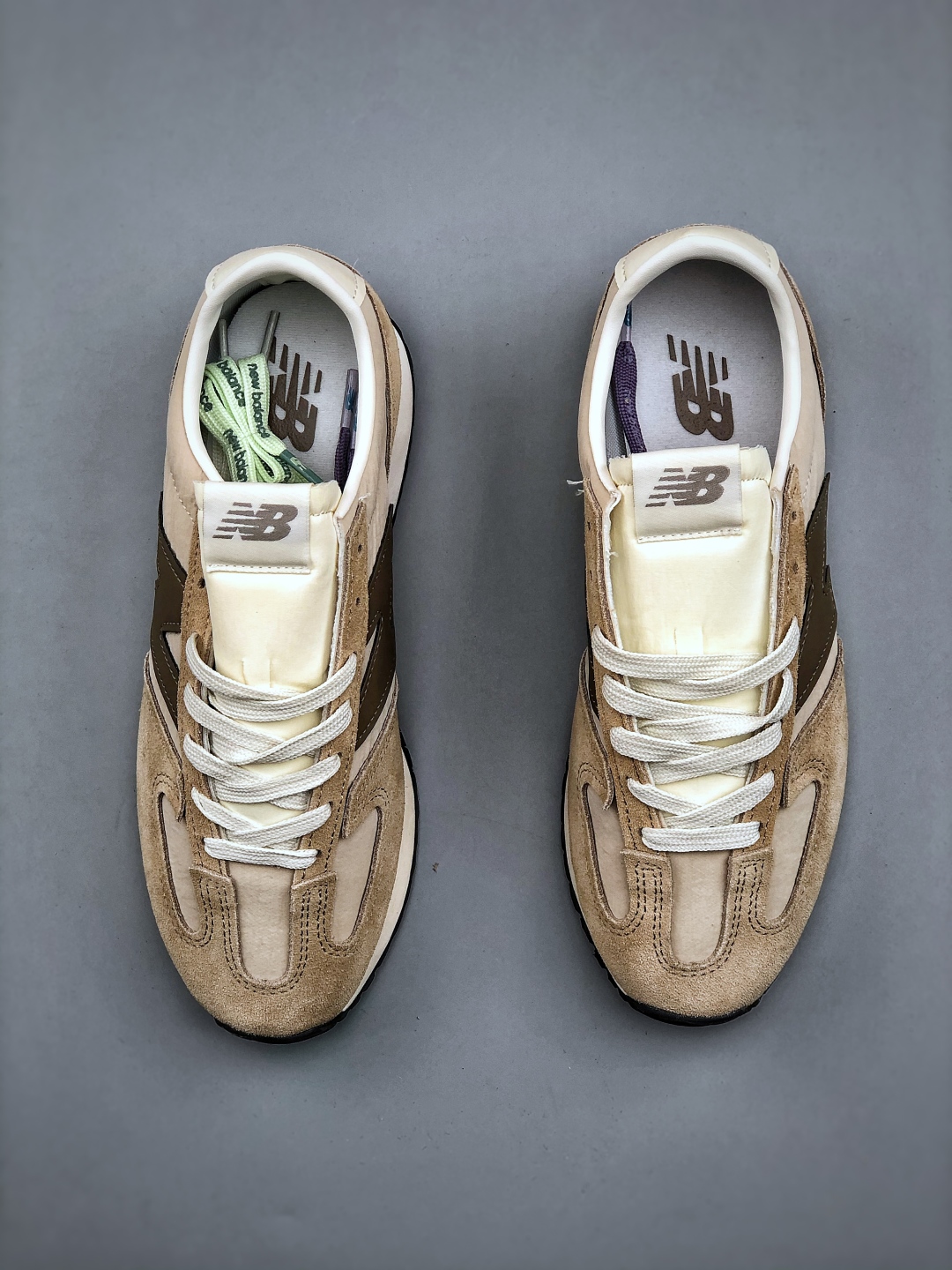 New Balance 471 Series Sneakers with Extra Shoelaces - Retro Style 6 cmp i1746736823182 1304 0 4