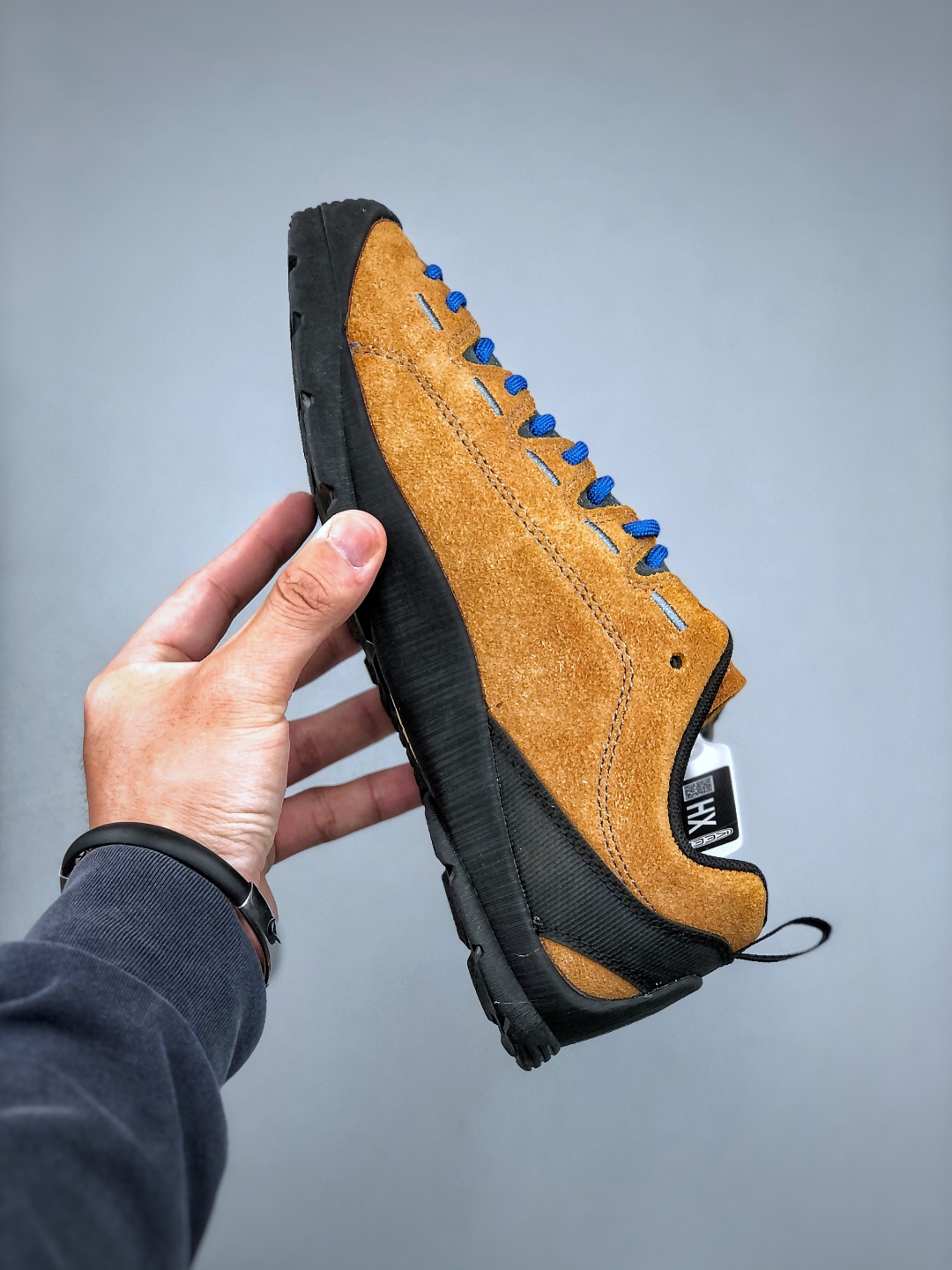 Keen Retro Hiking Sneakers - Lightweight & Stylish for Spring/Summer 3 cmp i1746736858822 4589 0 1