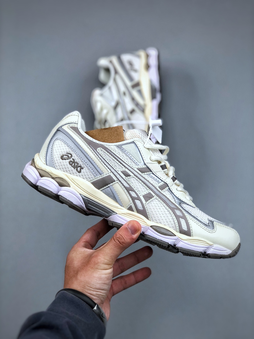 Asics GEL-NYC Low-Top Sneakers - Retro Style, Modern Comfort - Style 1203A542 5 cmp i1746737167412 1928 0 3