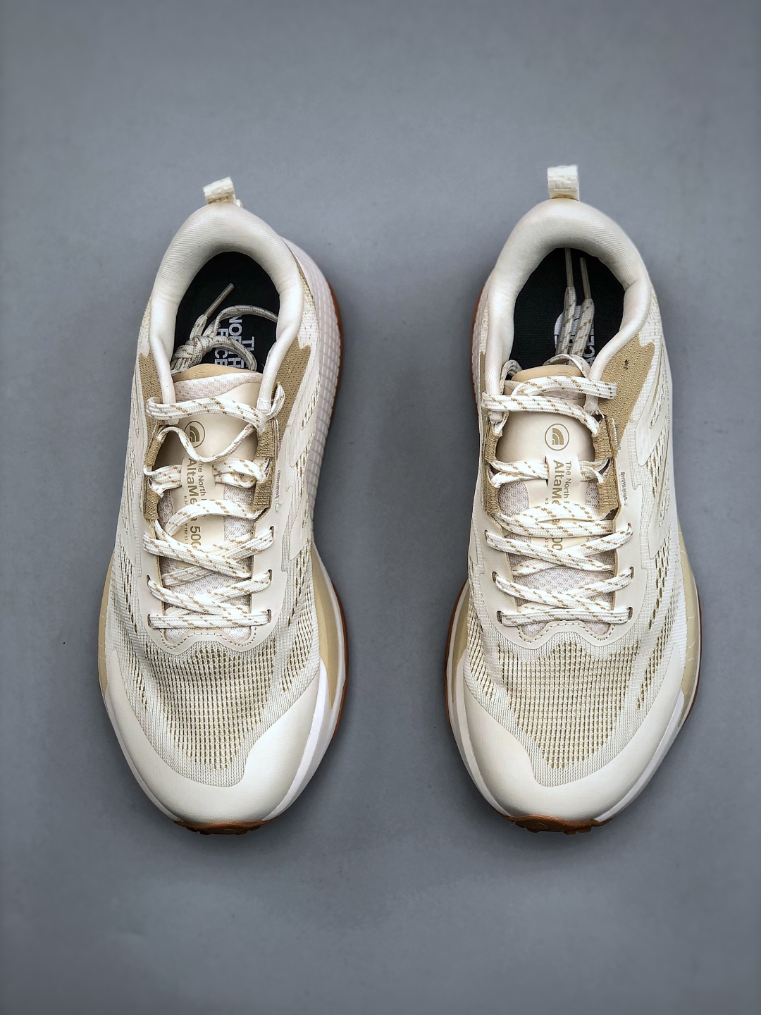 The North Face Altamesa 500 Men's Cream Sneakers - Style & Comfort Combined 6 cmp i1746737265658 1681 0 4