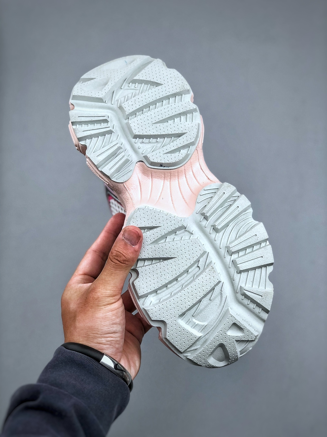 MLB Chunky Sneakers Women's Cyber Fashion Old Dad Shoes - Silver/Pink 9 cmp i1746737386024 5901 0 7