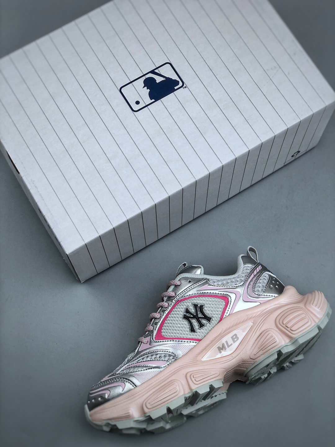 MLB Chunky Sneakers Women's Cyber Fashion Old Dad Shoes - Silver/Pink 4 cmp i1746737387504 8164 0 2