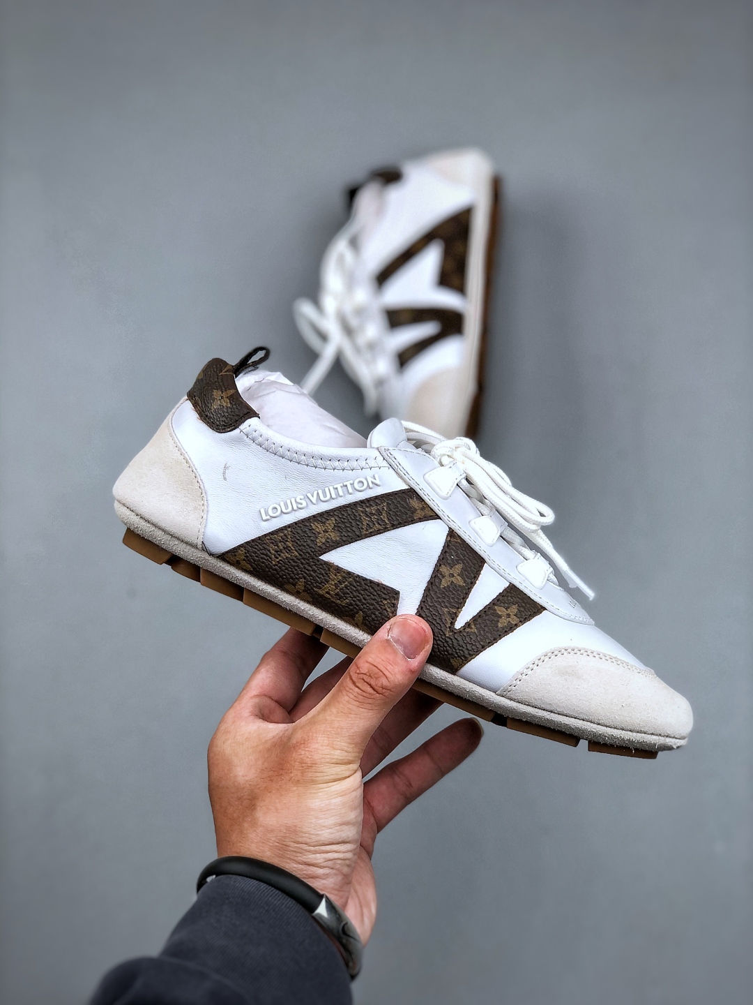 2025早春发布新款LOUIS VUITTON SneaKerina 德训鞋 芭蕾舞鞋
