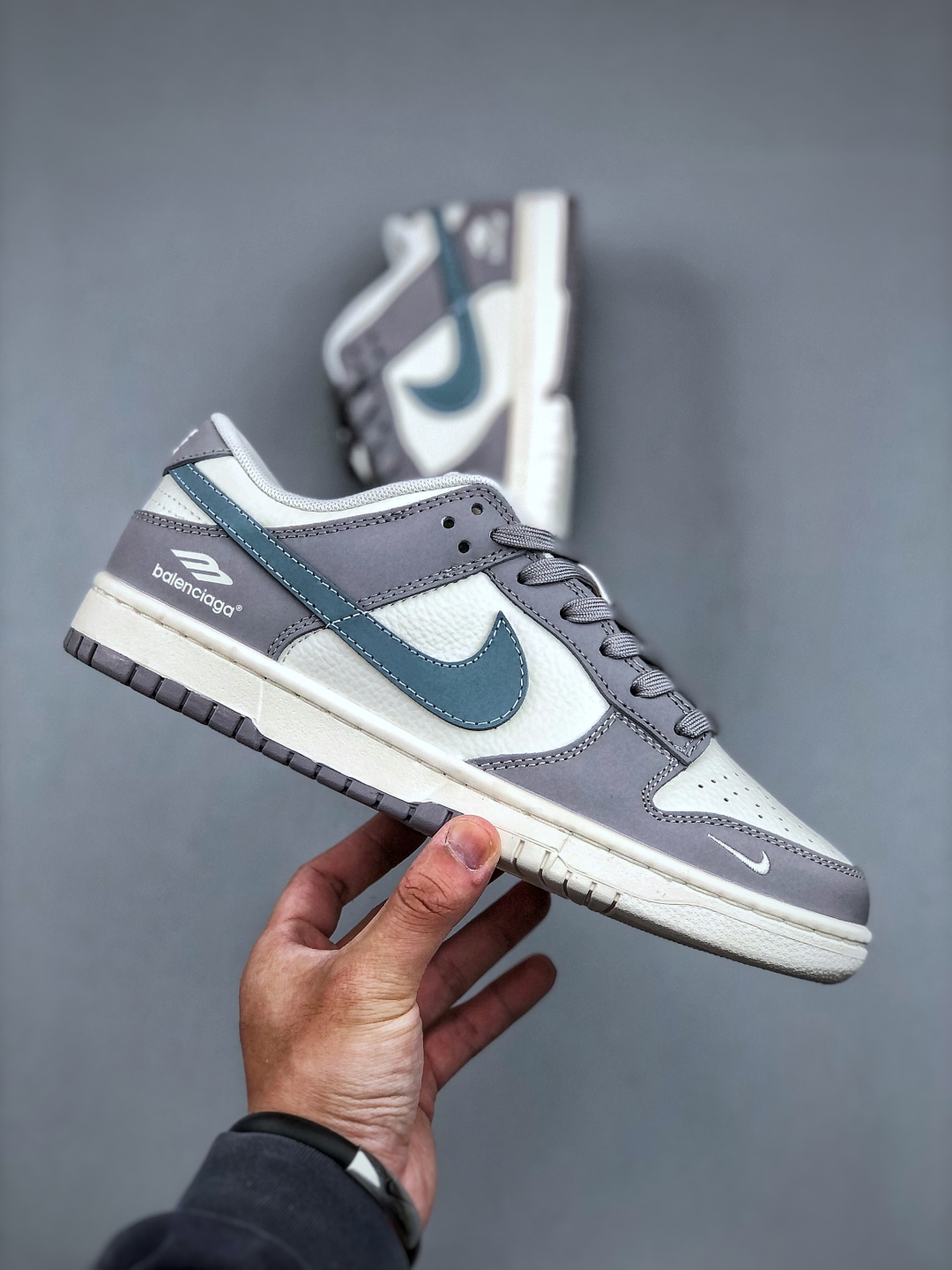 Nike SB Dunk Low x Balenciaga White Gray Blue Hook, Premium Leather Shoes 5 cmp i1746738721383 6928 0 3