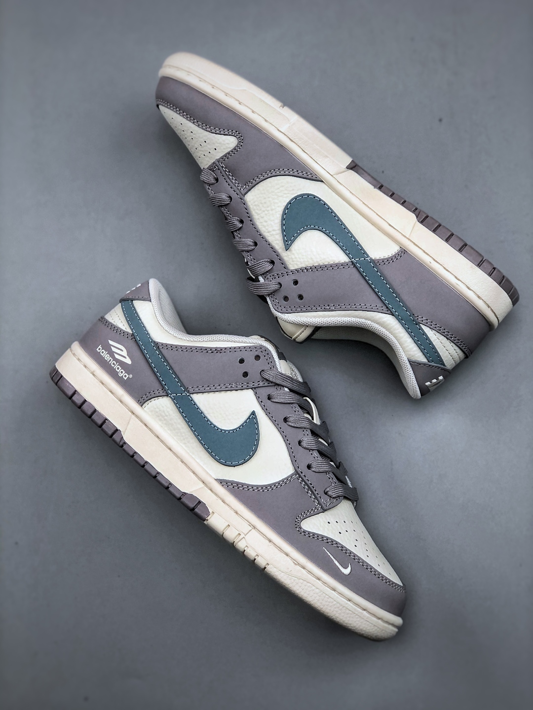 Nike SB Dunk Low x Balenciaga White Gray Blue Hook, Premium Leather Shoes 10 cmp i1746738721390 8547 0 8