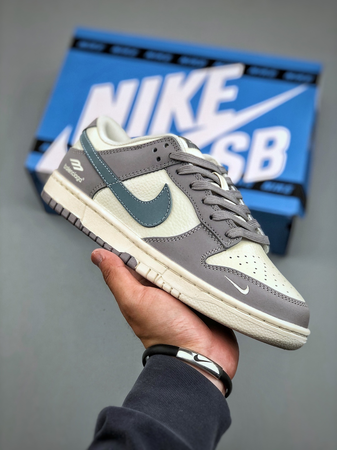 Nike SB Dunk Low x Balenciaga White Gray Blue Hook, Premium Leather Shoes 2 cmp i1746738723800 8771 0 0