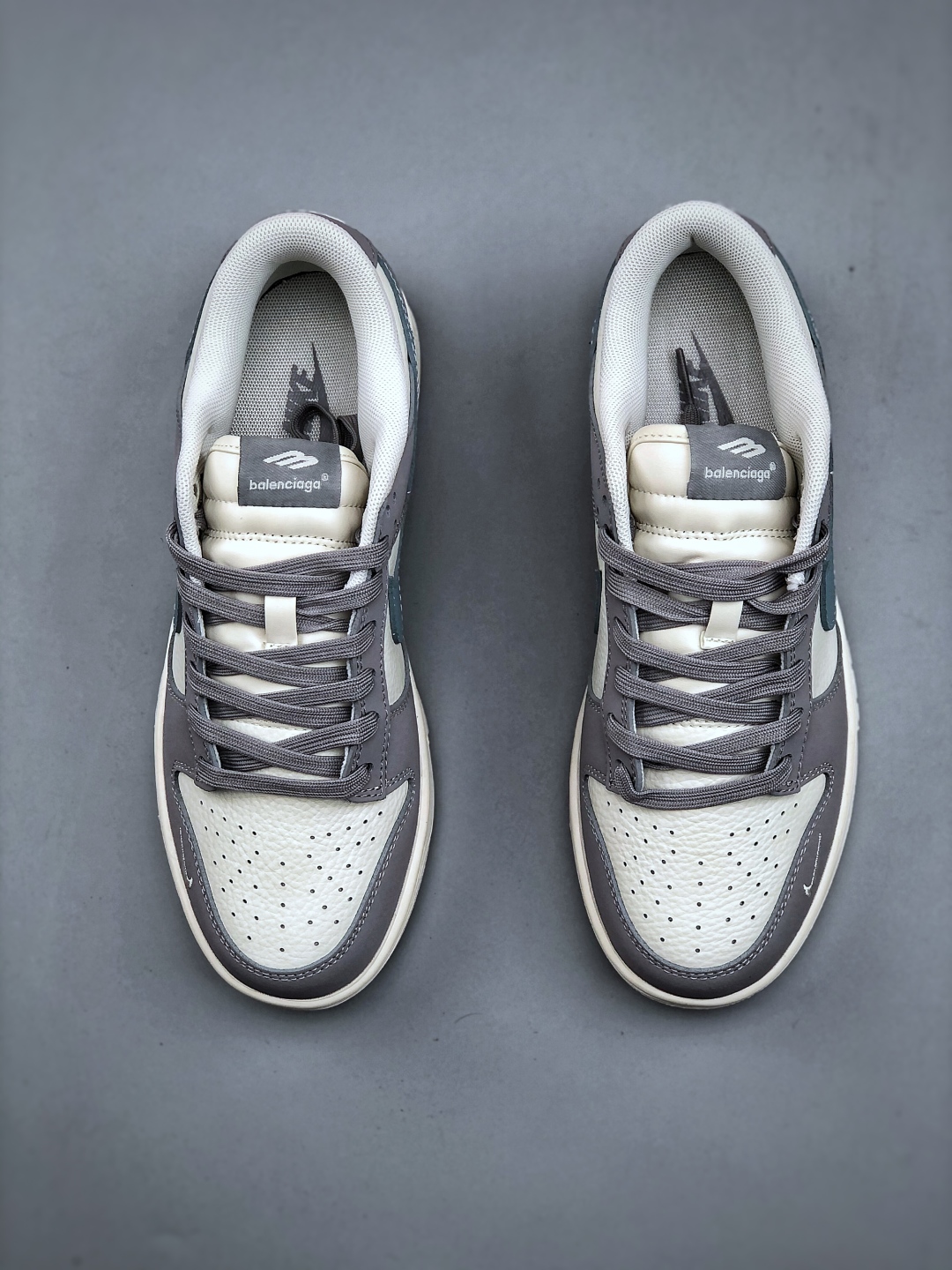 Nike SB Dunk Low x Balenciaga White Gray Blue Hook, Premium Leather Shoes 6 cmp i1746738723892 8958 0 4