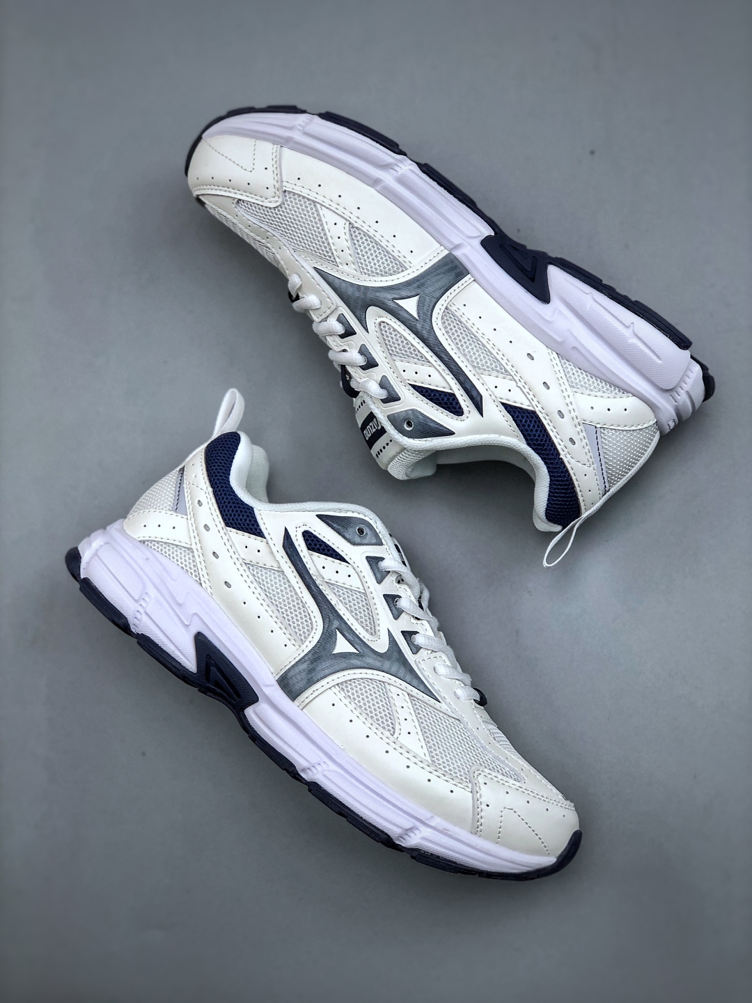 Mizuno Speed 1st Generation Retro Running Shoes - White/Navy - D1GH223019 10 cmp i1746738760084 8908 0 8