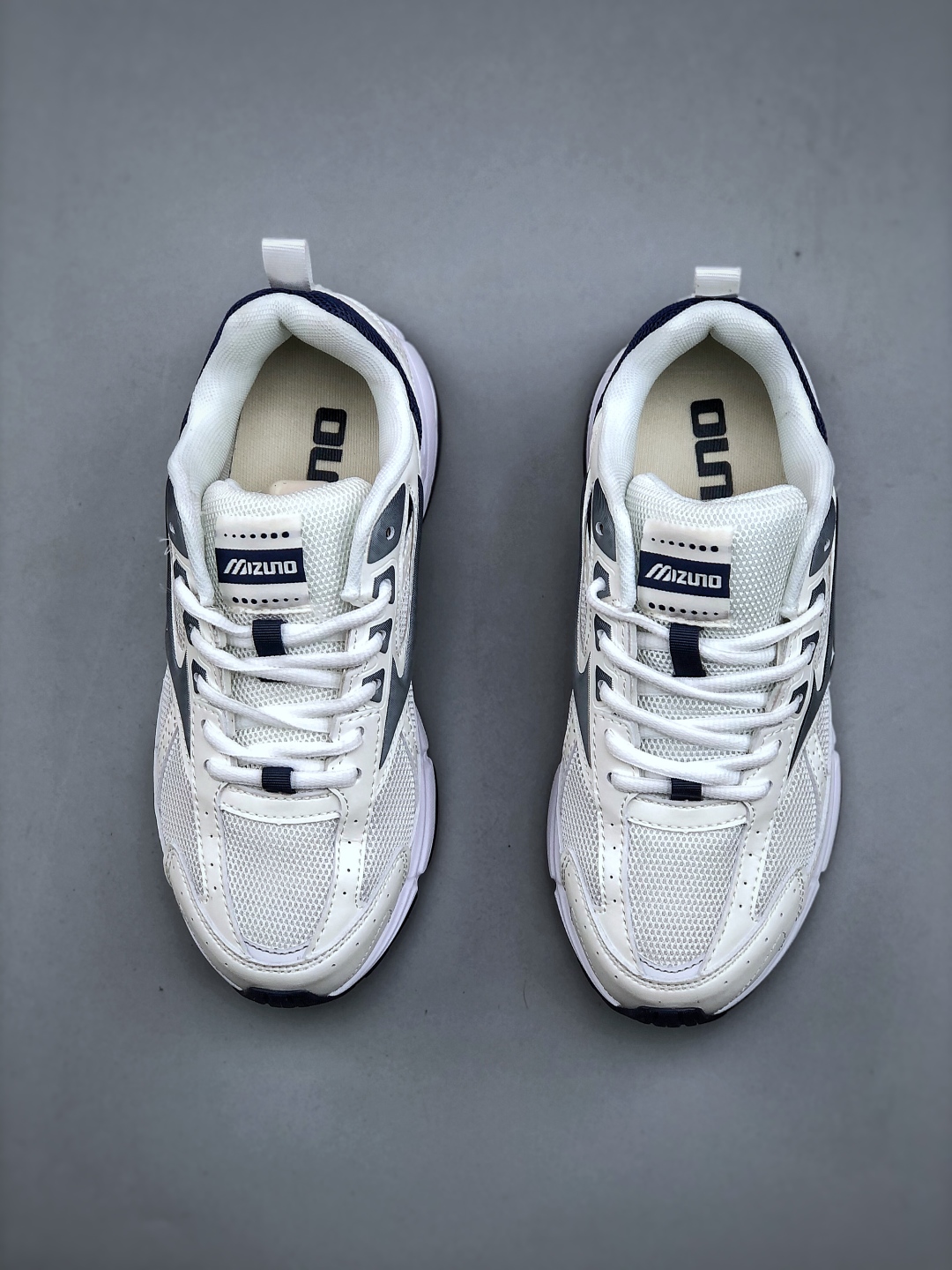 Mizuno Speed 1st Generation Retro Running Shoes - White/Navy - D1GH223019 6 cmp i1746738761864 6319 0 4