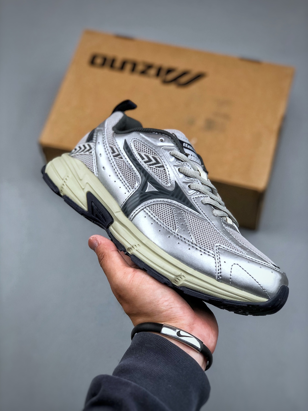Mizuno Speed Low-Top Retro Running Shoes - Comfortable and Stylish Sneakers 8 cmp i1746738772451 9112 0 6