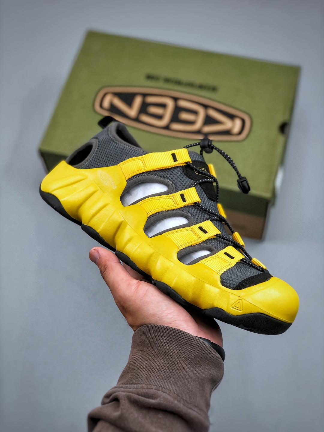 Keen Shanti EVA Outdoor Sandals - Unique Alien Design, Comfortable and Stylish 5 cmp i1746822569736 6533 0 0