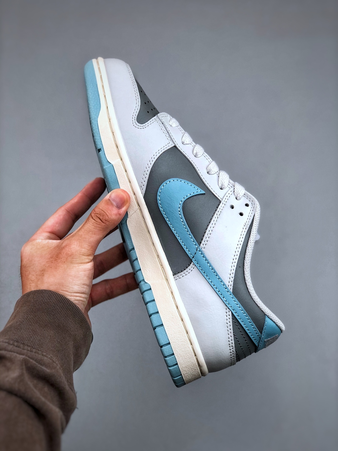 Nike SB Dunk Low Gray Blue Casual Sneakers HF5441-001 3 cmp i1746822771802 8670 0 1