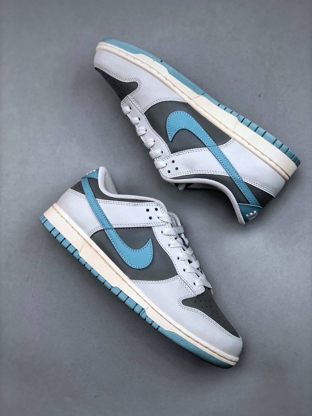 Nike SB Dunk Low Gray Blue Casual Sneakers HF5441-001 10 cmp i1746822773565 6590 0 8