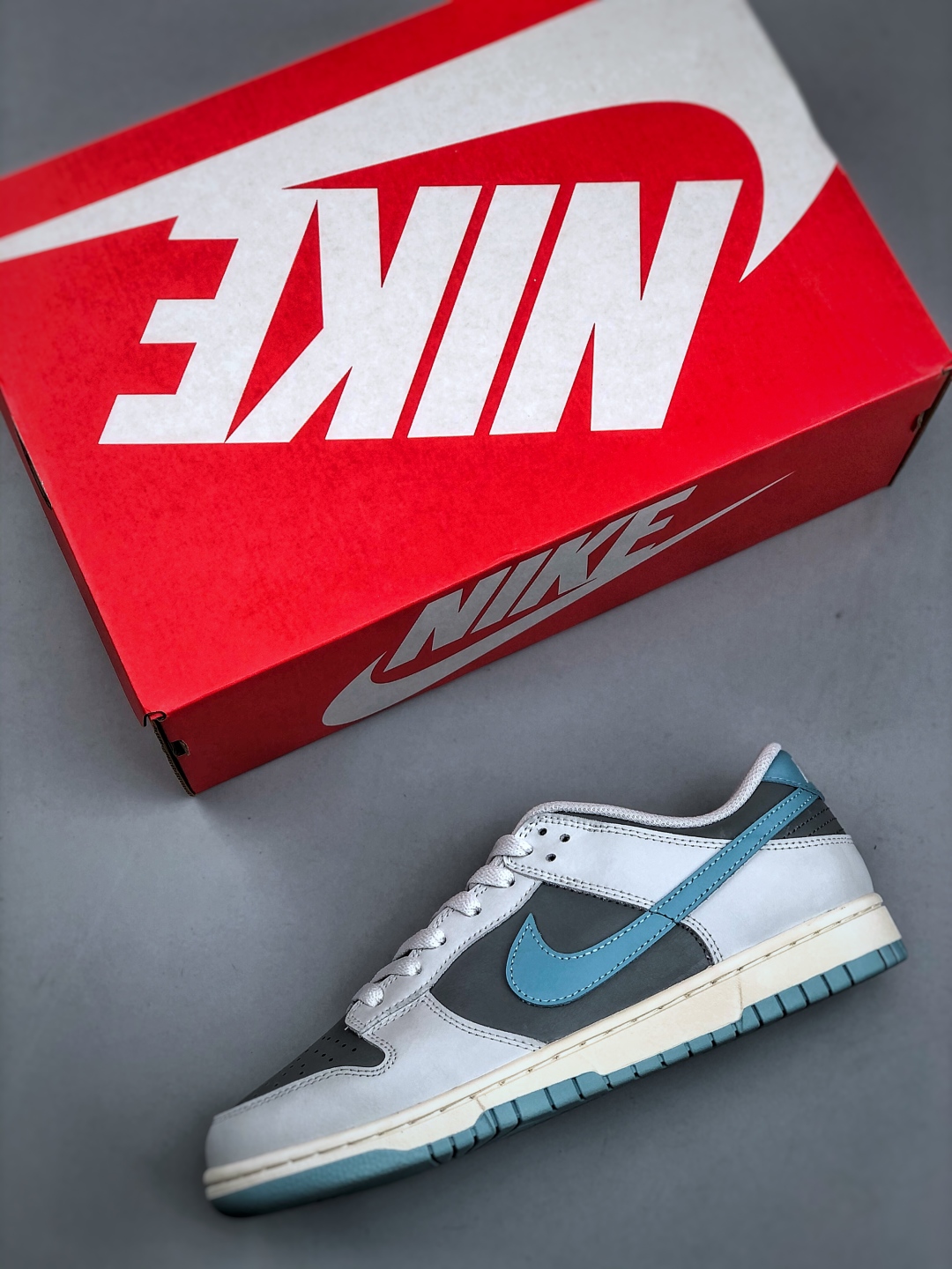Nike SB Dunk Low Gray Blue Casual Sneakers HF5441-001 4 cmp i1746822773575 6961 0 2