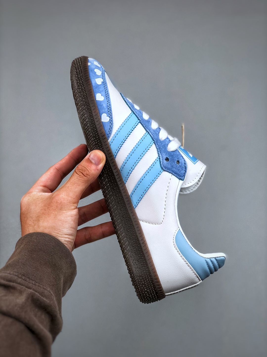 Adidas Originals Samba OG x Comme des Garcons White Blue Sneakers 3 cmp i1746822830926 1847 0 1